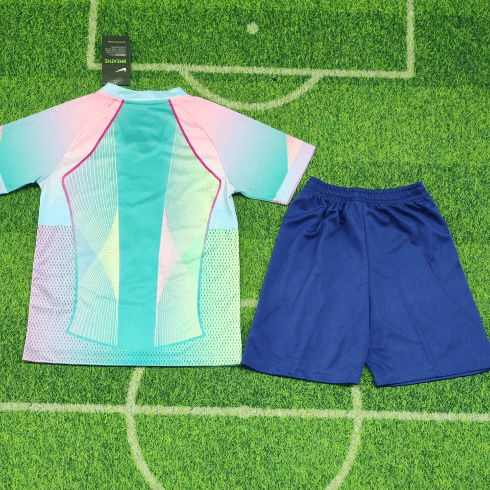 Kit enfant FC Barcelone Concept 25/26 - Choppe ton maillot