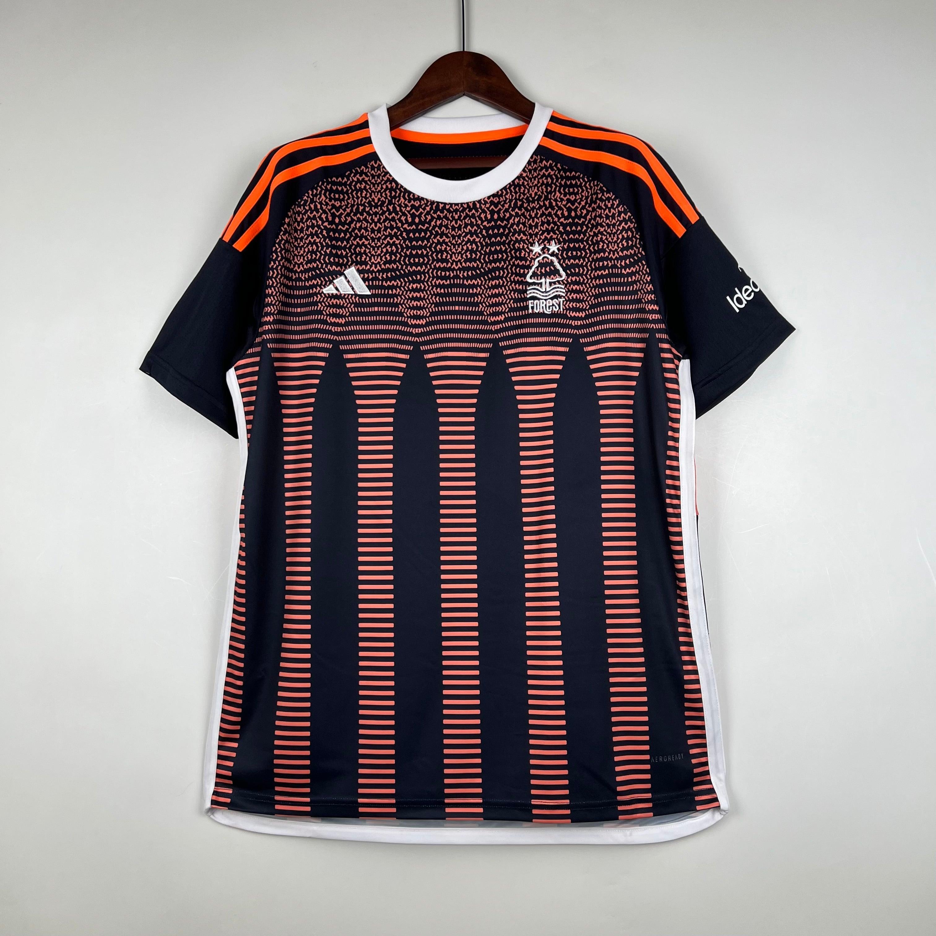 Nottingham Forest Dritter 23/24